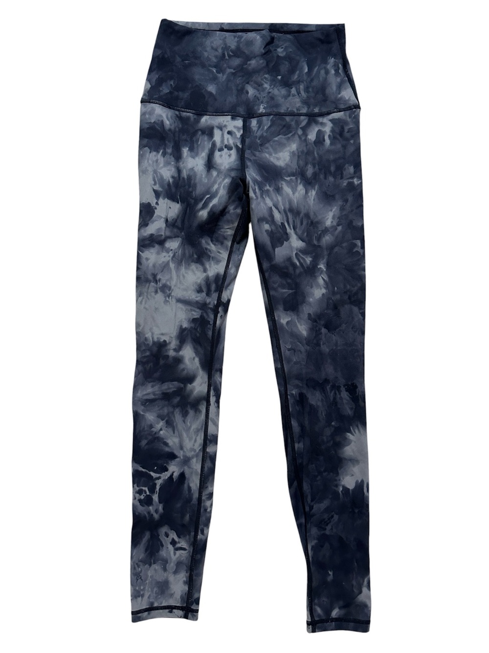 MOTF high-rise leggings in the highly sought-after Diamond Dye Pitch Grey